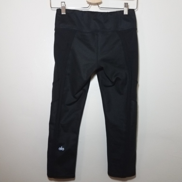 ALO Yoga Black Capri Leggings High Waist Stripe Size Small - Picture 11 of 11